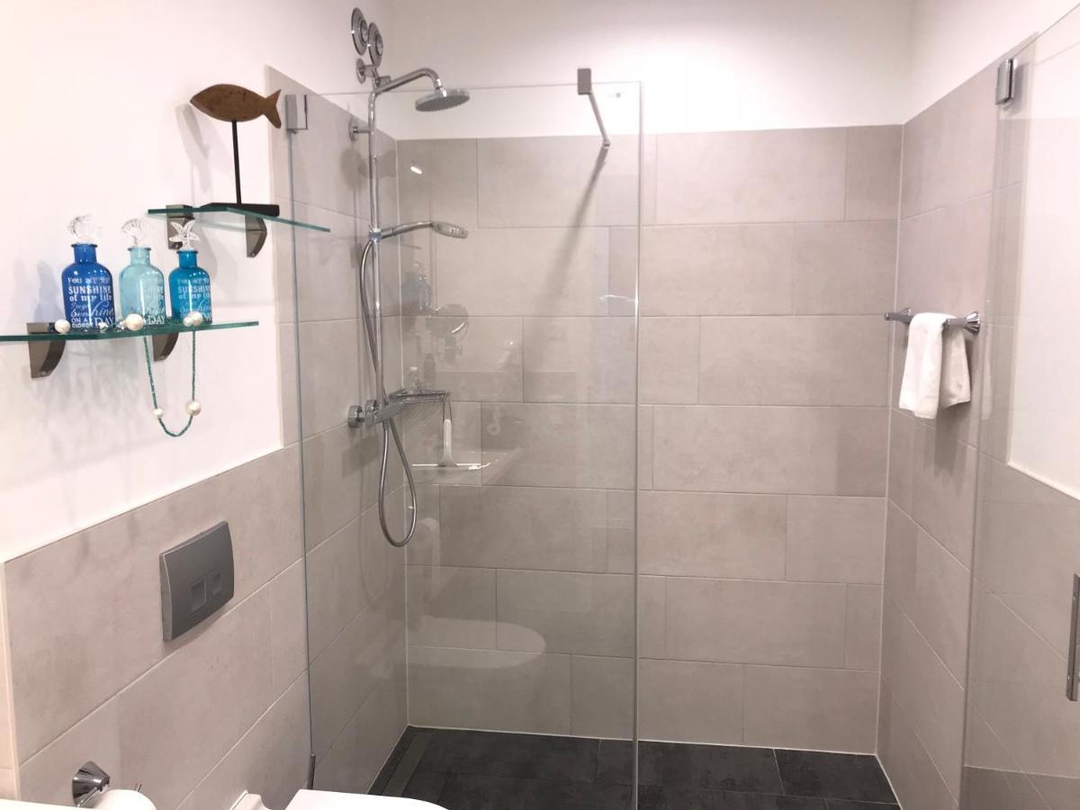 Sunny Suite 14 - Elegantes Hotelapartment Mit Grossartigem Pool-Wellnessbereich Direkt Am Meer In Ruhiger Lage - Perfekt Fuer Mensch Und Tier Бёргеренде-Ретвиш Экстерьер фото