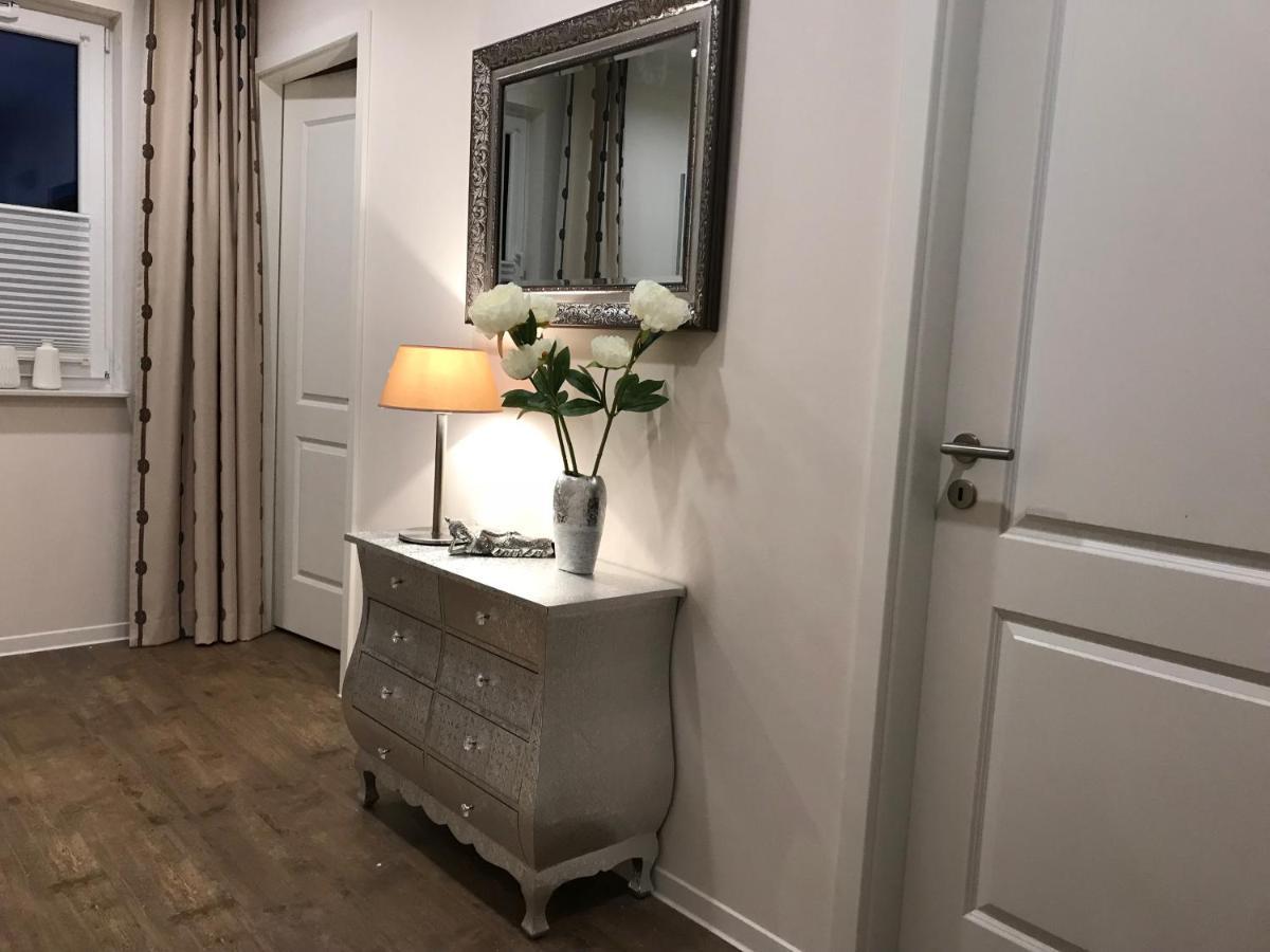 Sunny Suite 14 - Elegantes Hotelapartment Mit Grossartigem Pool-Wellnessbereich Direkt Am Meer In Ruhiger Lage - Perfekt Fuer Mensch Und Tier Бёргеренде-Ретвиш Экстерьер фото